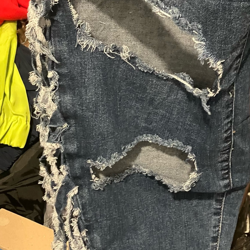 Blue Boyfriend Jeans with Distressed Chain Detail - Picture 4 of 7